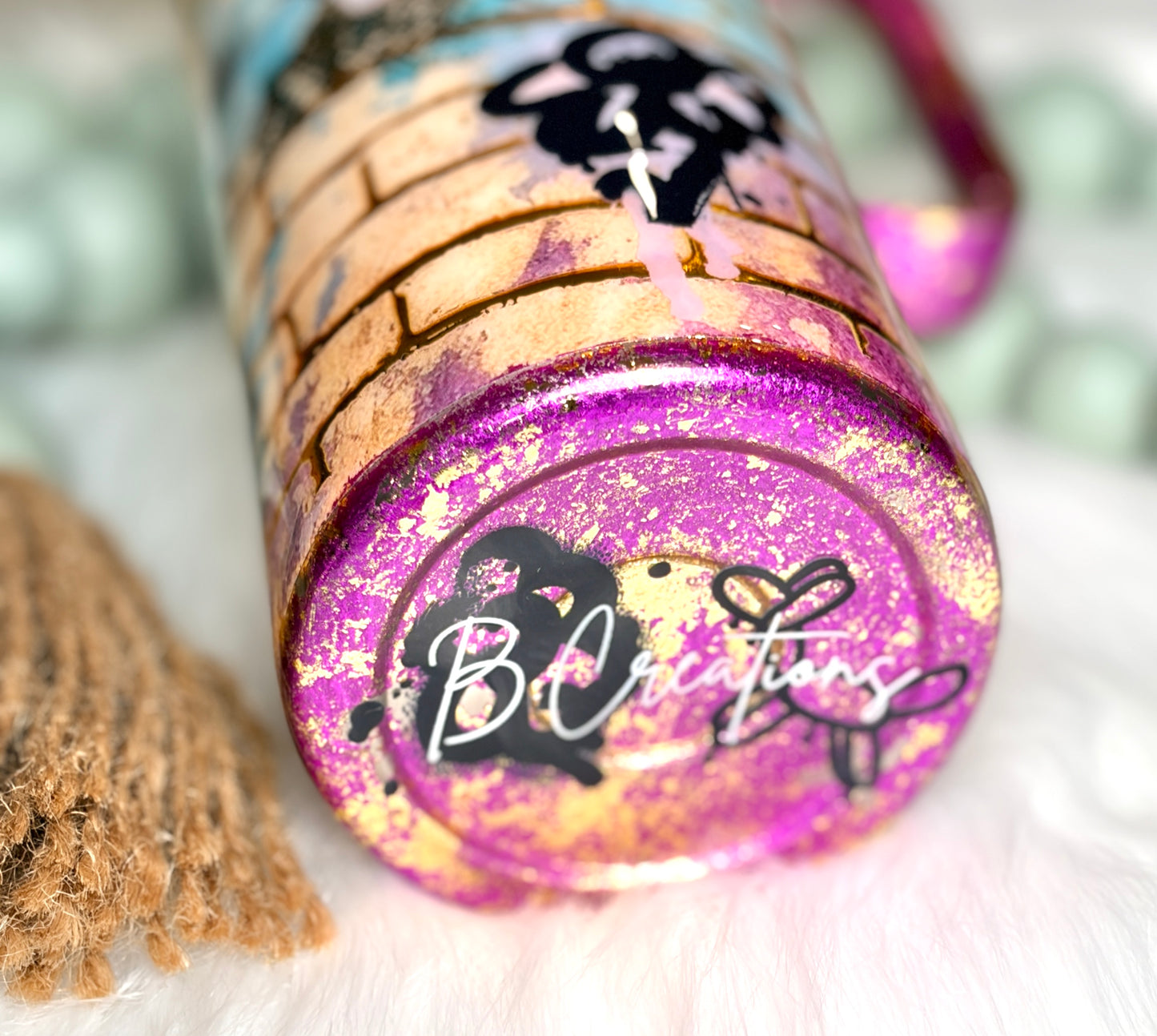 Graffiti, 20 oz Skinny with a handle Tumbler