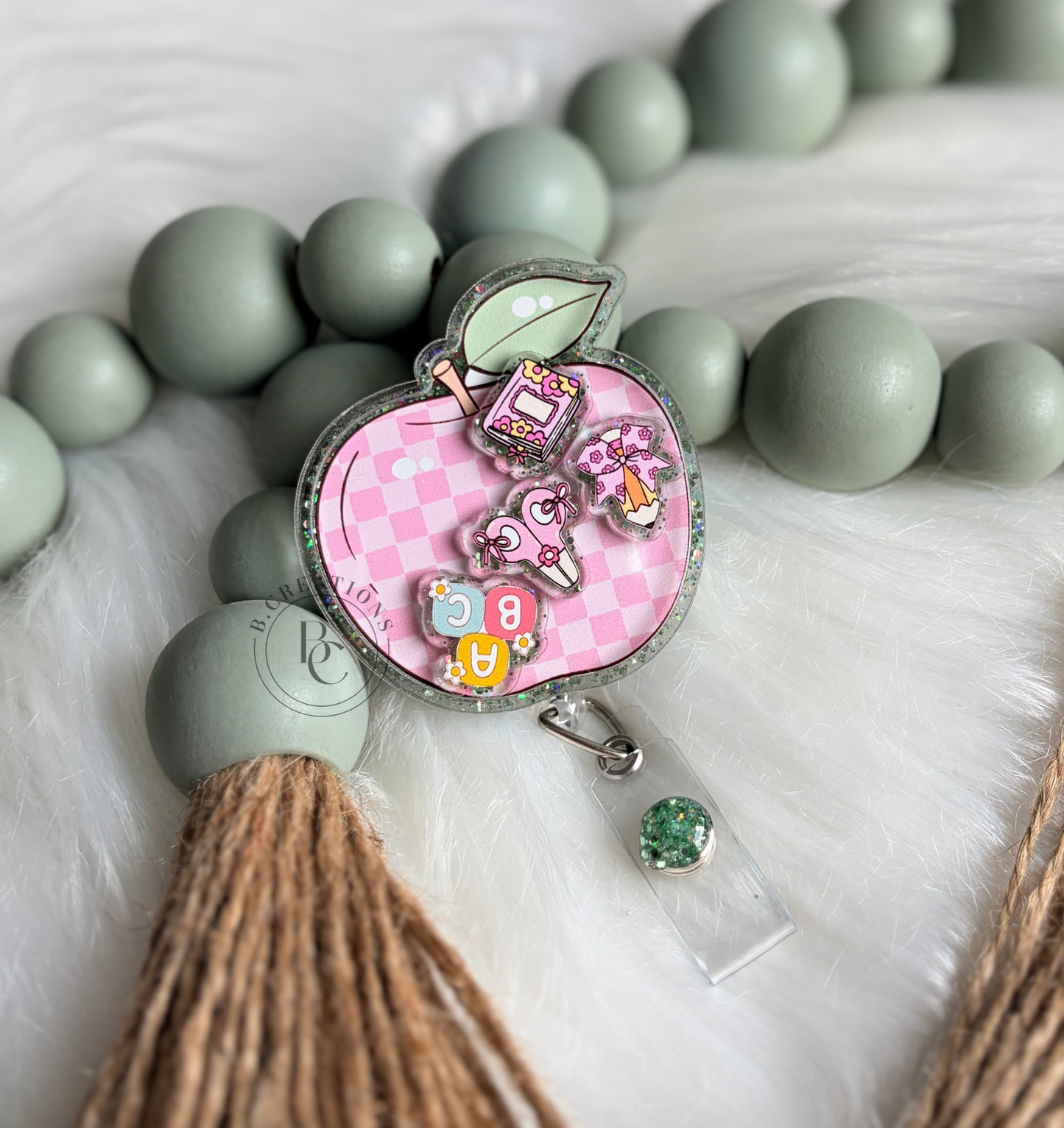 Teacher/Apple Shaker Badge Reel